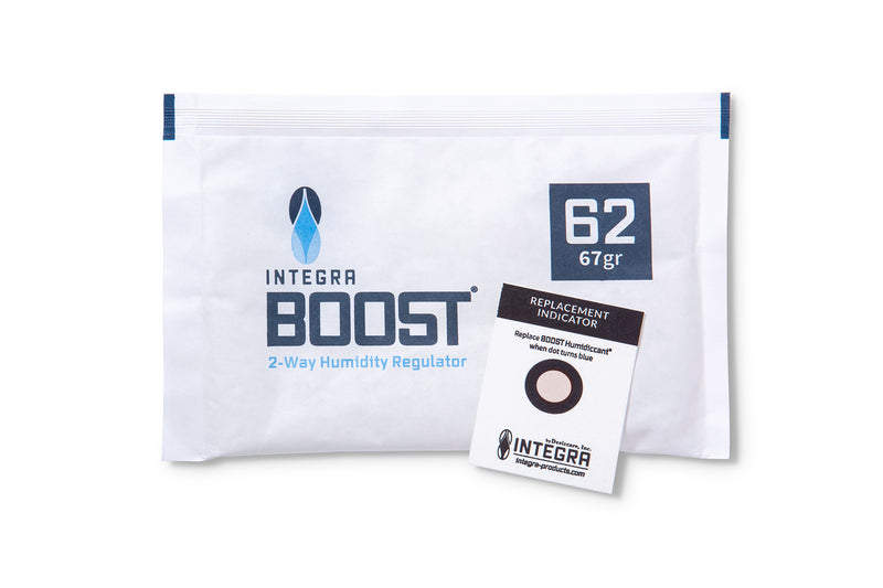 Integra Boost 67 g two-way humidy regulator